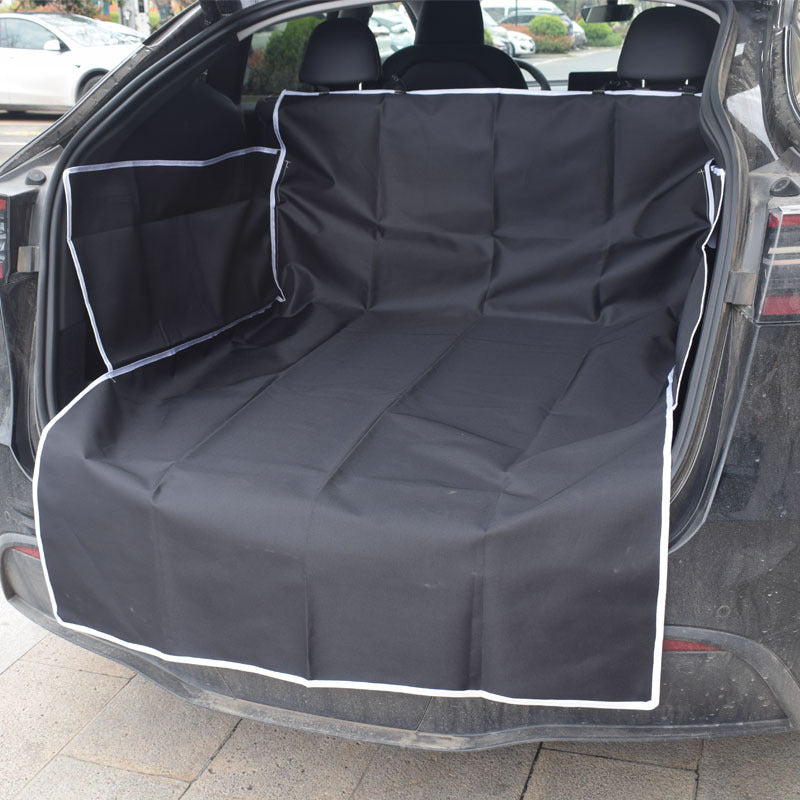 Rear trunk cover for pets